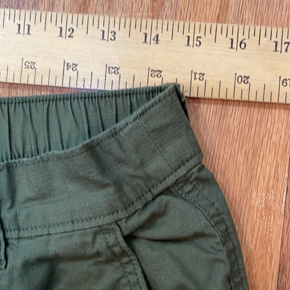 Eddie Bauer Green Men’s Pants 34 x 30 pockets stretch waist - Picture 6 of 13